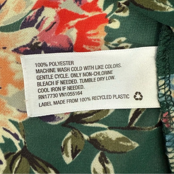 Women’s A New Day Target Floral Sheer Long Sleeve V-Neck Top Medium - Picture 14 of 16